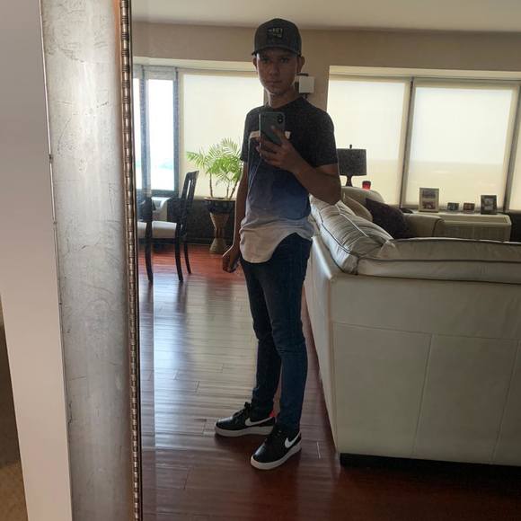 Meet your Posher, Ivan - Picture 1 of 1